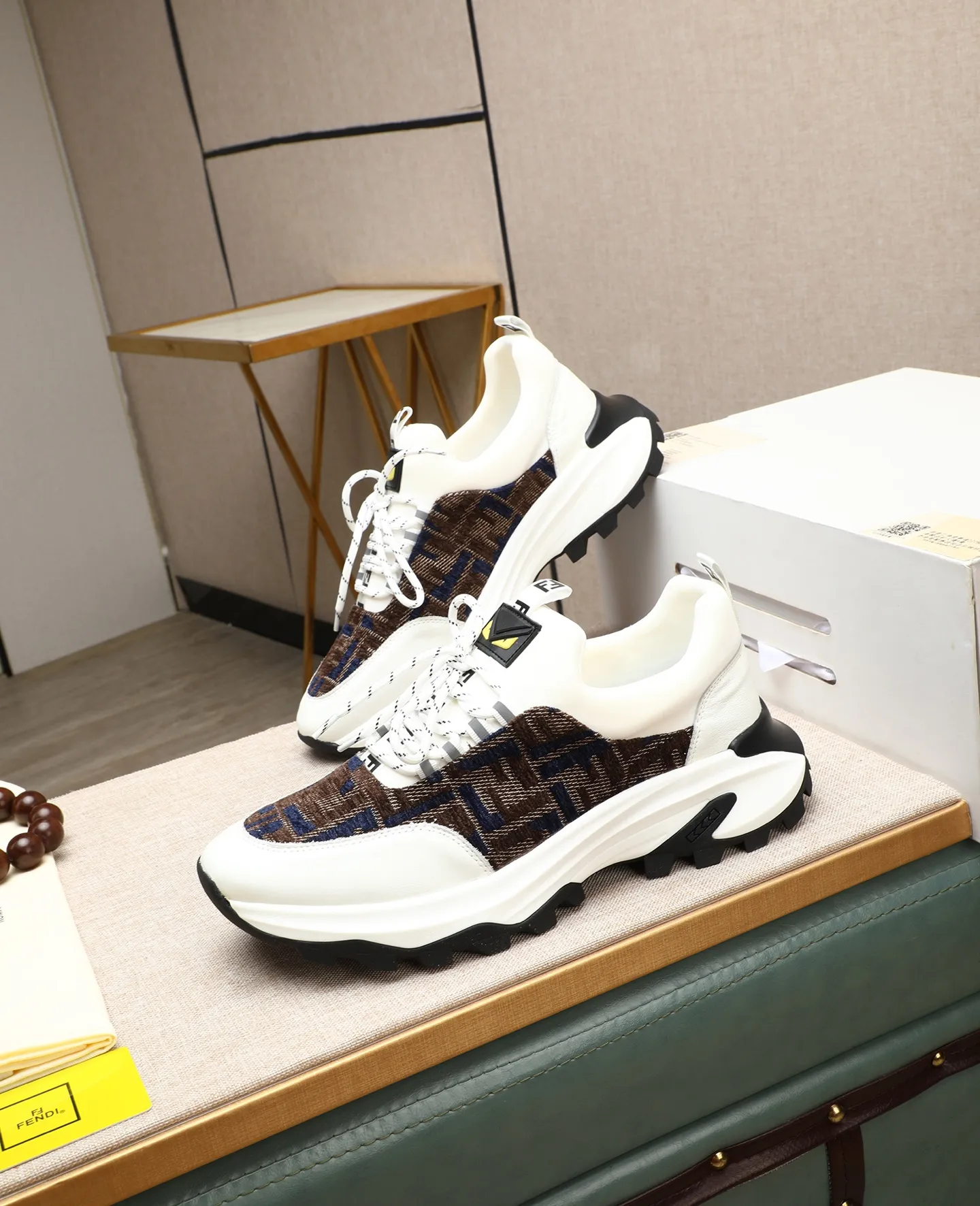 Men's shoes 💰460🕷🕷[FENDI] Fendi fashionable casual men's shoes 🇨🇳Original official website 1:1 model opening, new models are available first 💯Not high-profile but avant-garde, simple About low-key and fashionable, super versatile style 🌿 Made of original cowhide ➕ Pigskin lining 🎋 The version is comfortable on the feet, so rigorous for any small place, and the workmanship is first-class 🍍38-44 Large quantities in stock